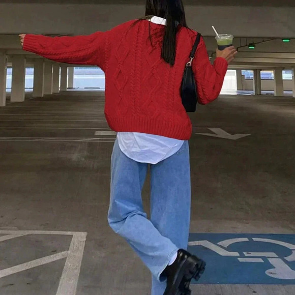 Deep Red Casual Women's Cable Knit Crew Neck Loose Long Sleeve Sweater - Picture 2 of 6